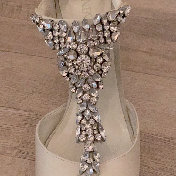 NEW Jenny Packham White Sparkly Heels, size 8.5 - Picture 2 of 5